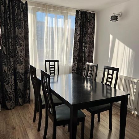 Nordic Sunny Apartment Suceava Exterior foto